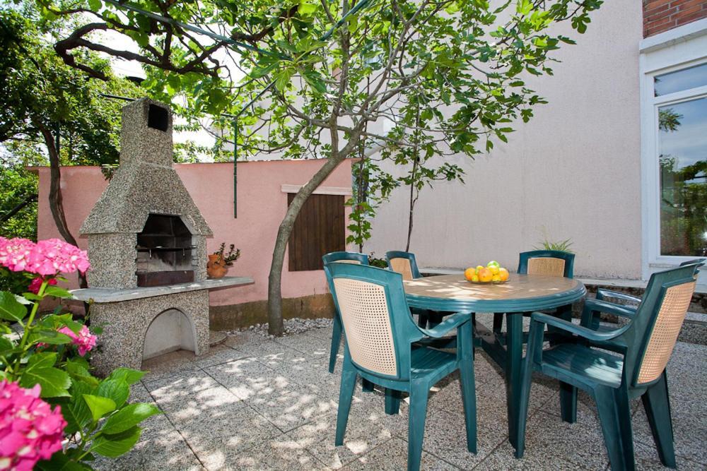 Apartments Kraljic Krk Town Εξωτερικό φωτογραφία